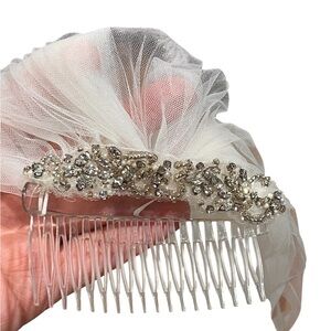 Elegant Cream Bridal Hair Comb